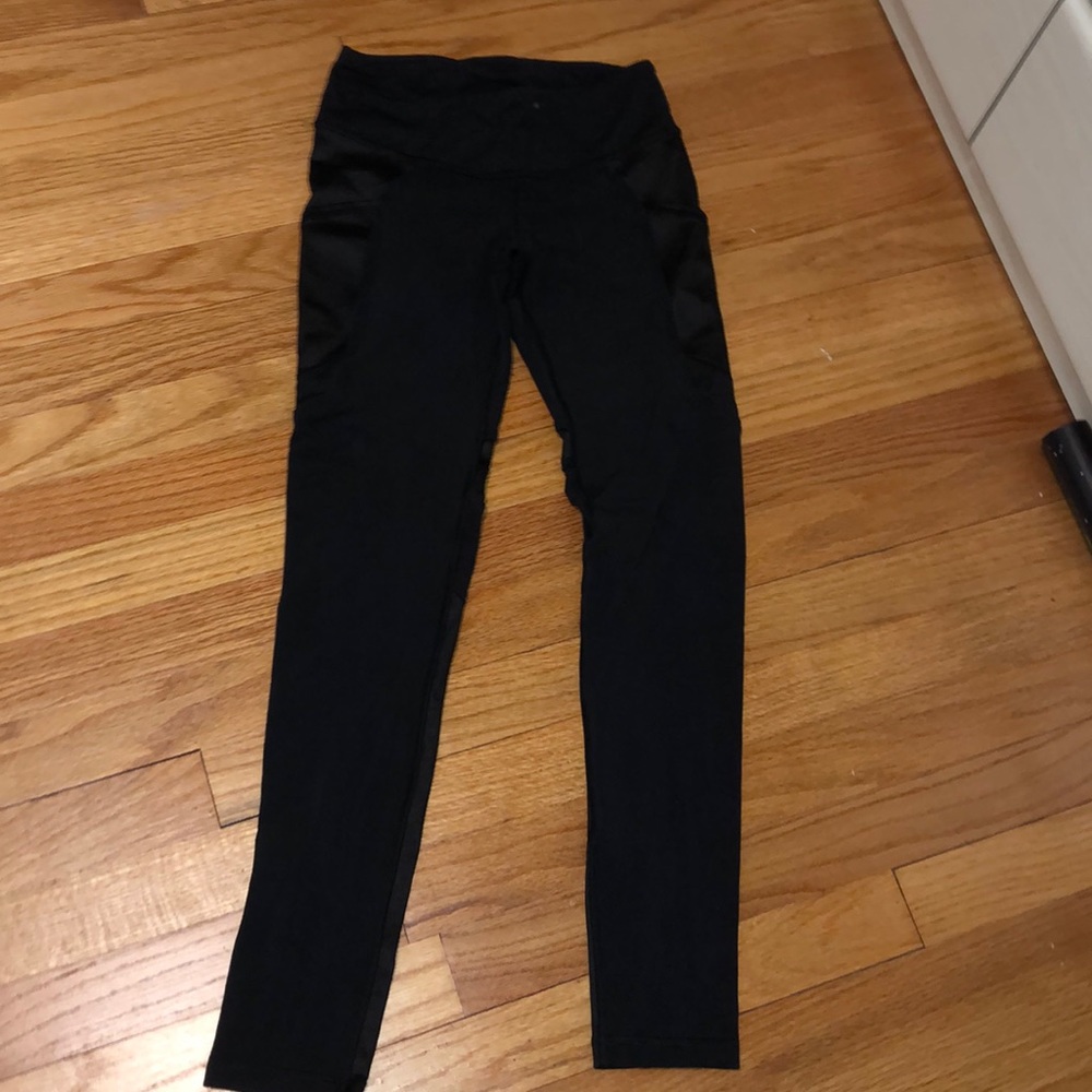 Black ivivva leggings
